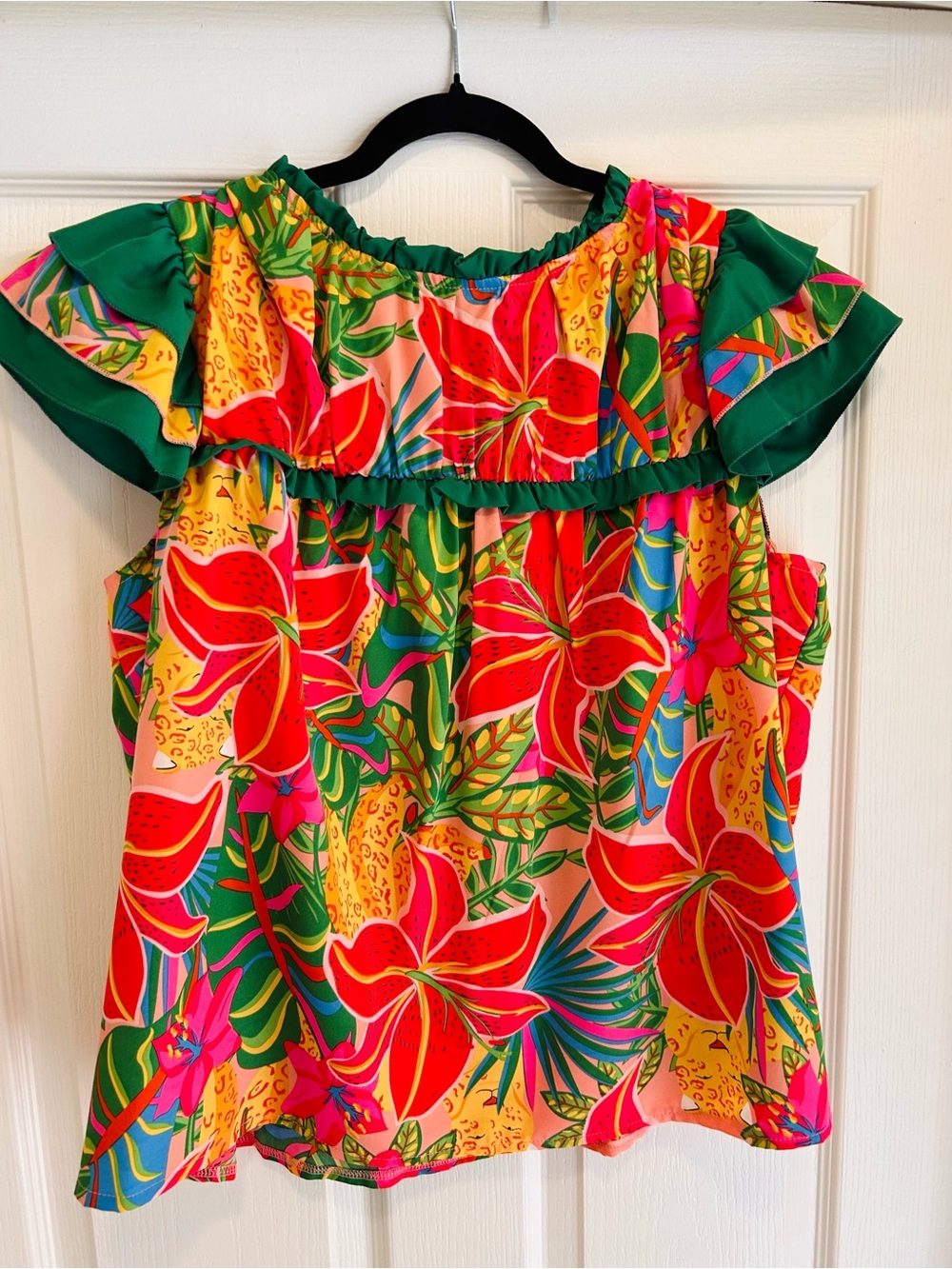 Women’s Tropical Floral Ruffle Top - Green Trim
